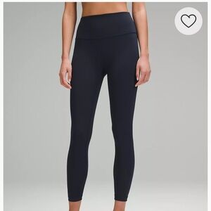 NWT Lululemon Wunder Train HR 25 inch inseam in True Navy